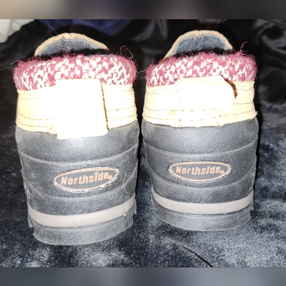 Winter Shoes - Picture 2 of 4